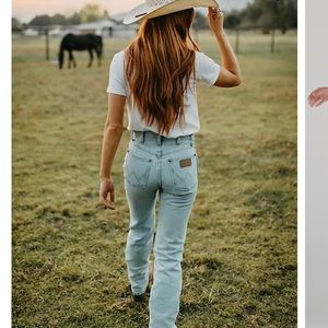 Womens Wrangler Slim Fit Cowboy Cut Bootcut Jeans - Size 3 x 36